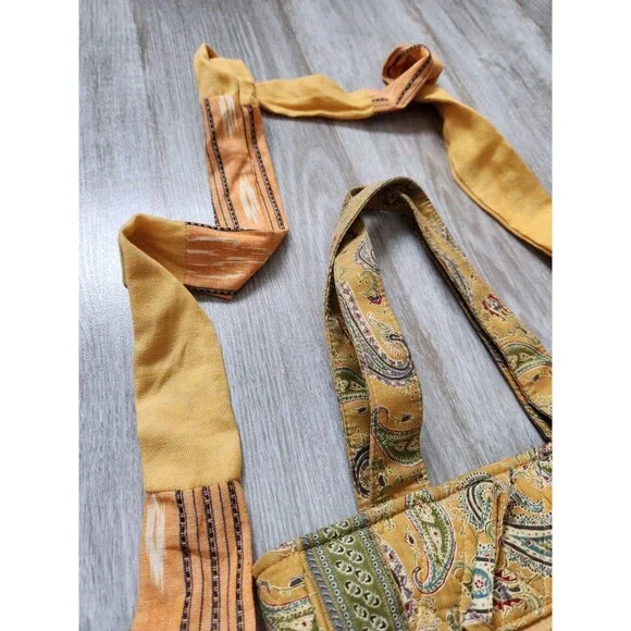 MaggiB Yellow Green Paisley Quilted Small Shoulder Crossbody Bag Zip Closure - Picture 5 of 13